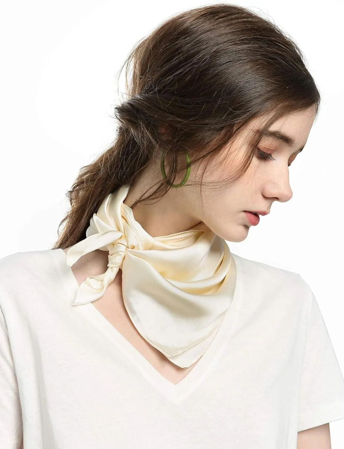 MEANBEAUTY 27.5" Square Silk Like Head Scarf for Women Satin Bandana Head Scarves Neck Scarfs for Hair Wrapping at Night
